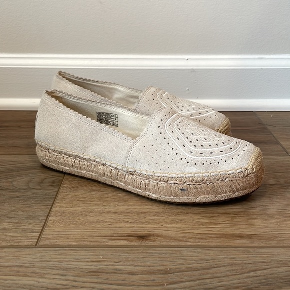 NWOT Women’s UGG Heidi Perforated Espadrille Suede Slip-on Flats Nude - Picture 5 of 11